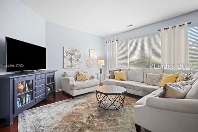 214 Hampton Cir, Bluffton, SC 29909