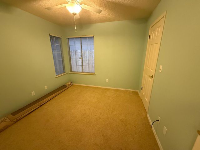 5532 W Wathen Avenue, Fresno, CA 93722