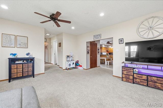 1084 Fawn Lane, Doe Run, MO 63637