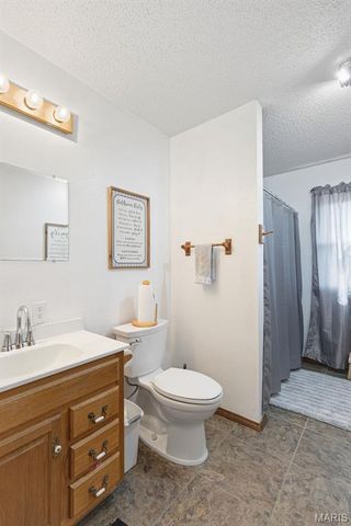 1084 Fawn Lane, Doe Run, MO 63637