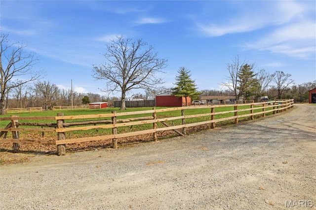 1084 Fawn Lane, Doe Run, MO 63637