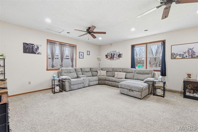 1084 Fawn Lane, Doe Run, MO 63637