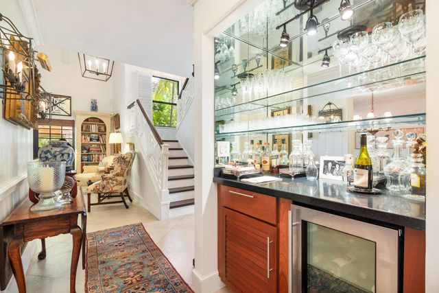 11290 Glen Oaks Court, North Palm Beach, FL 33408