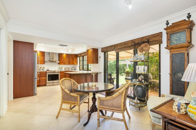 11290 Glen Oaks Court, North Palm Beach, FL 33408