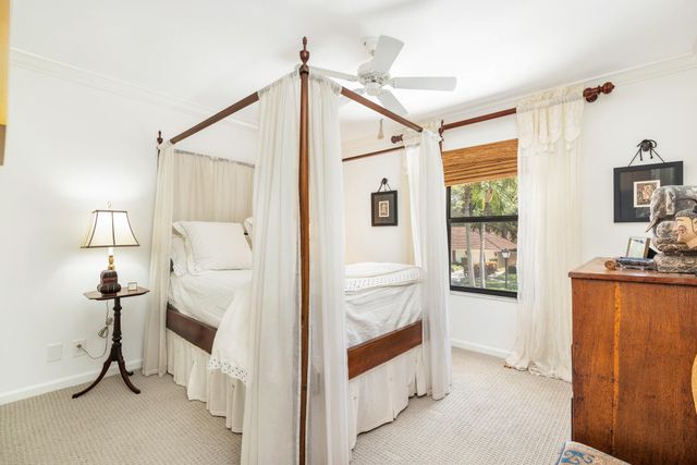 11290 Glen Oaks Court, North Palm Beach, FL 33408