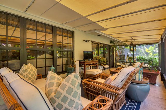 11290 Glen Oaks Court, North Palm Beach, FL 33408