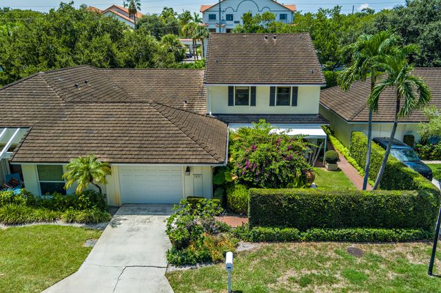 11290 Glen Oaks Court, North Palm Beach, FL 33408