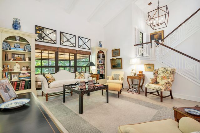 11290 Glen Oaks Court, North Palm Beach, FL 33408