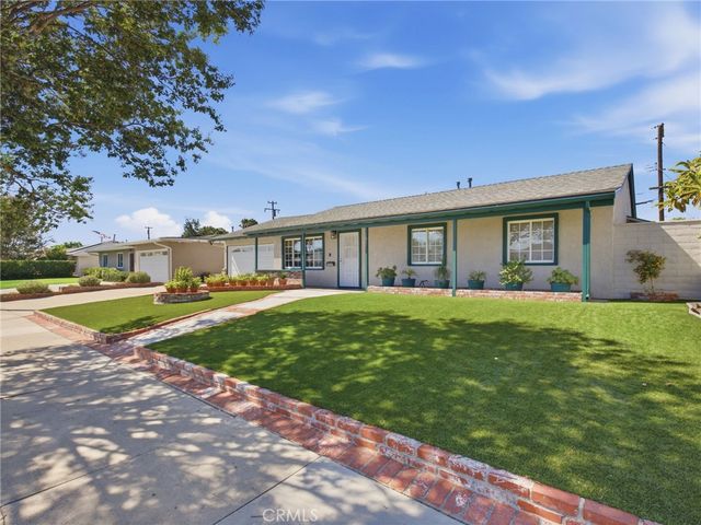 1807 W Broadway, Anaheim, CA 92804