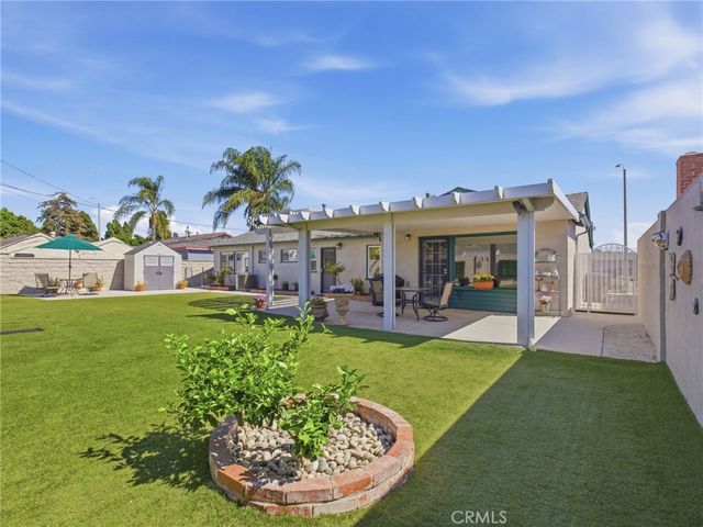 1807 W Broadway, Anaheim, CA 92804