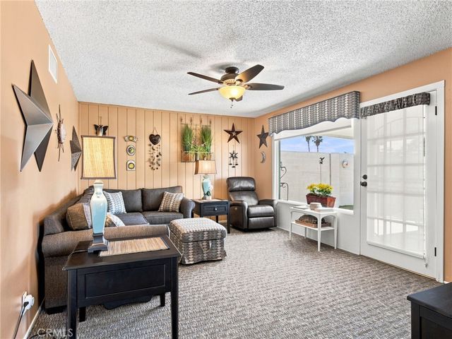 1807 W Broadway, Anaheim, CA 92804