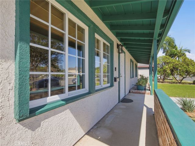 1807 W Broadway, Anaheim, CA 92804