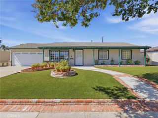 1807 W Broadway, Anaheim, CA 92804
