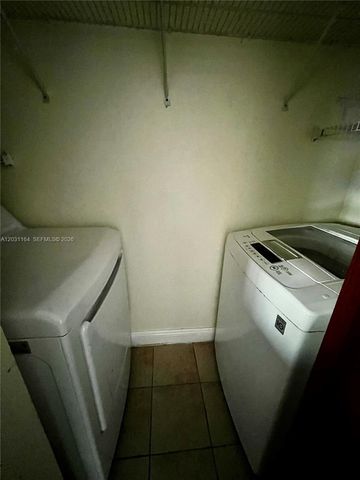 1239 SW 46th Ave 905, Pompano Beach, FL 33069