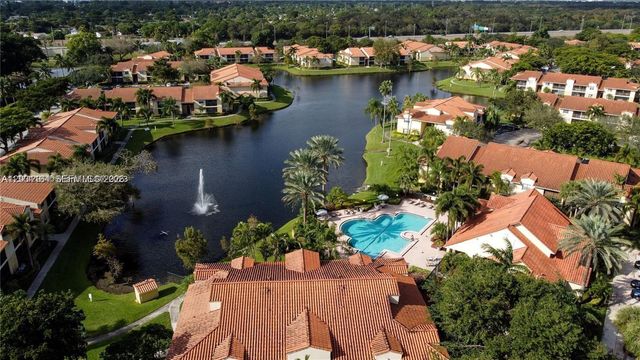 1239 SW 46th Ave 905, Pompano Beach, FL 33069