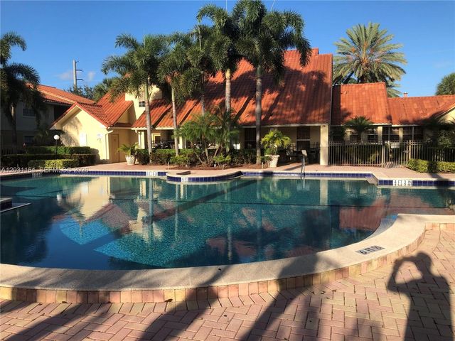 1239 SW 46th Ave 905, Pompano Beach, FL 33069