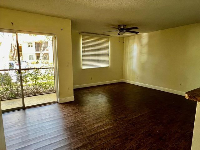 1239 SW 46th Ave 905, Pompano Beach, FL 33069