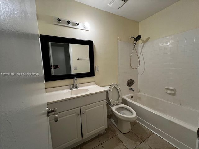 1239 SW 46th Ave 905, Pompano Beach, FL 33069