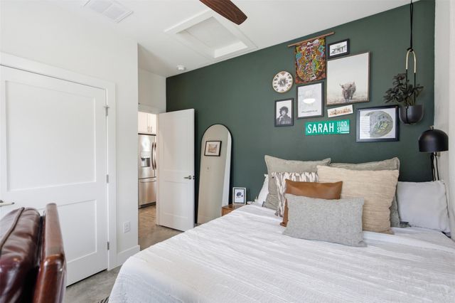 1134 Chicon ST A, Austin, TX 78702