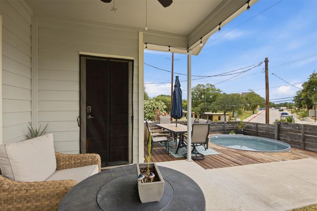 1134 Chicon ST A, Austin, TX 78702