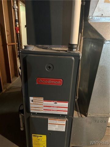 445 Reiman Street, Cheektowaga, NY 14212