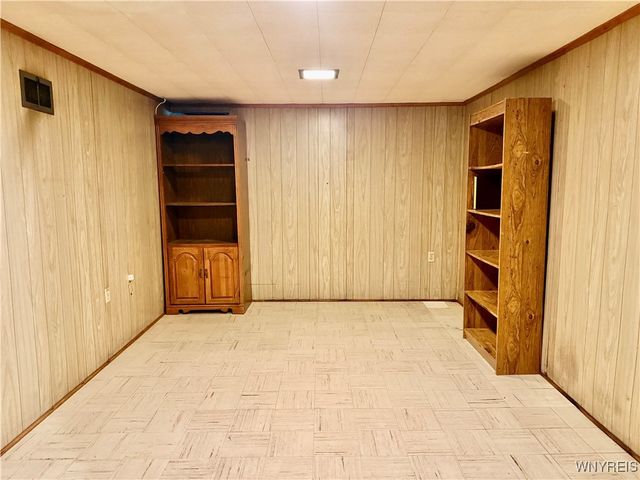 445 Reiman Street, Cheektowaga, NY 14212