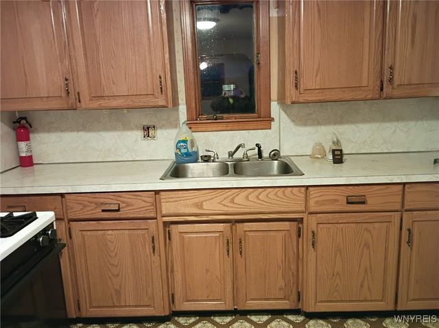 445 Reiman Street, Cheektowaga, NY 14212