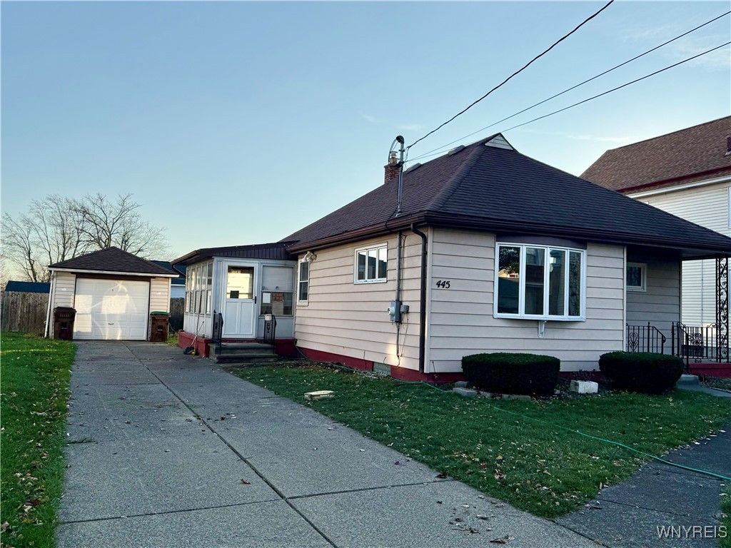 445 Reiman Street, Cheektowaga, NY 14212