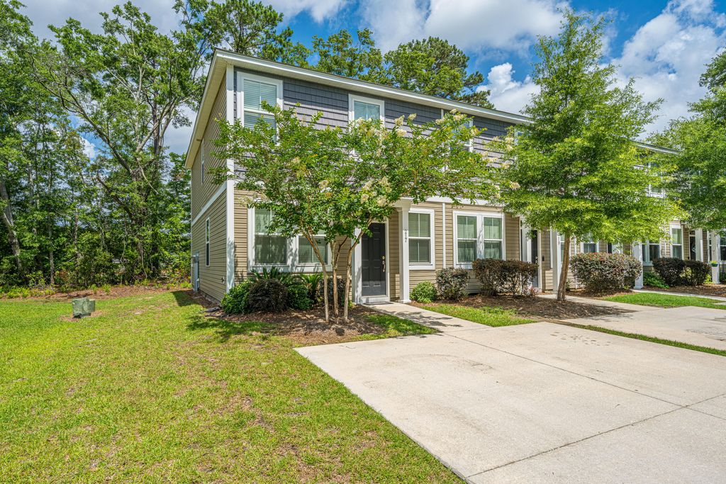 217 Alston Street, Summerville, SC 29483