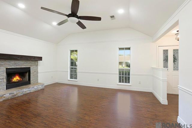 17614 Sugar Mill Ave, Baton Rouge, LA 70817