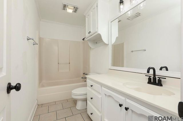17614 Sugar Mill Ave, Baton Rouge, LA 70817