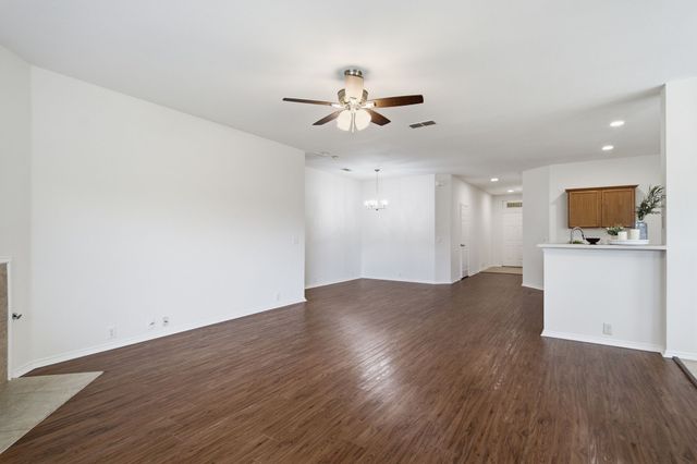 3904 San Lorenzo Drive, Denton, TX 76210