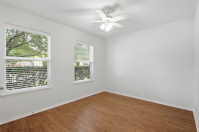3904 San Lorenzo Drive, Denton, TX 76210