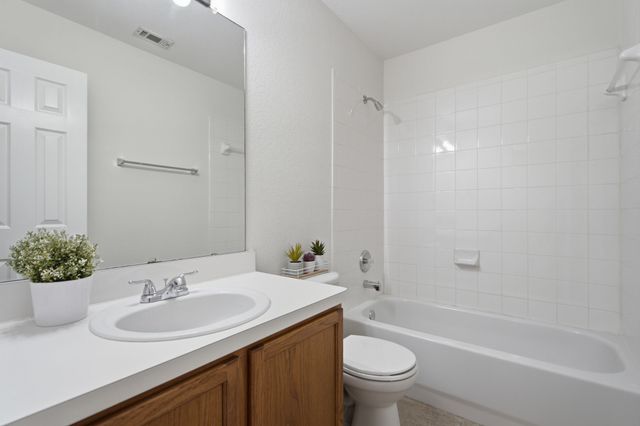 3904 San Lorenzo Drive, Denton, TX 76210