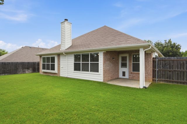 3904 San Lorenzo Drive, Denton, TX 76210