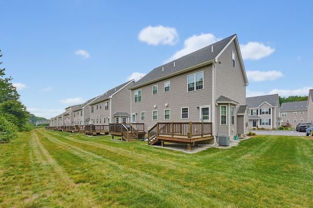 95 Riley Rd 95, Tyngsborough, MA 01879