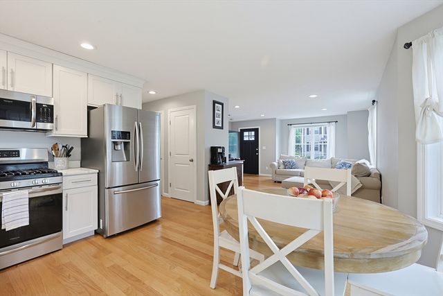 95 Riley Rd 95, Tyngsborough, MA 01879
