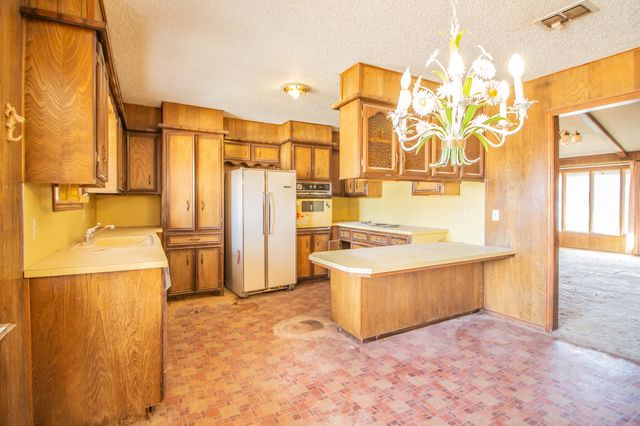 8012 Dover Avenue, Lubbock, TX 79424