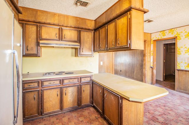 8012 Dover Avenue, Lubbock, TX 79424