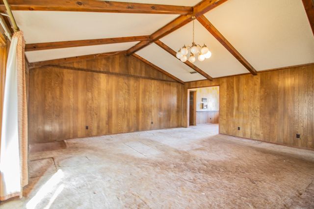 8012 Dover Avenue, Lubbock, TX 79424