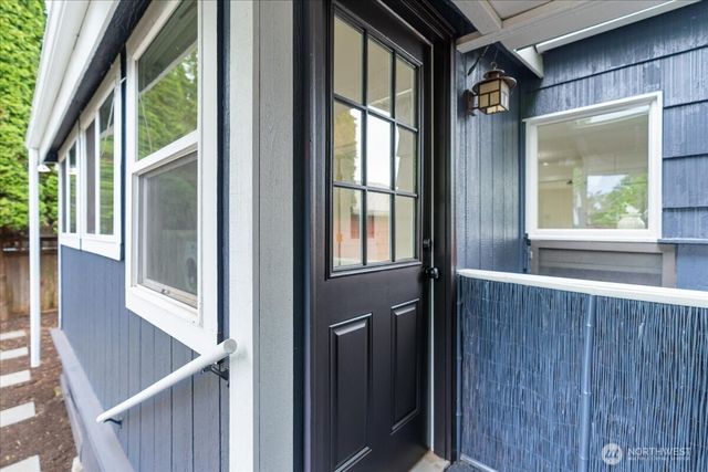 810 Veneta Avenue, Bremerton, WA 98337