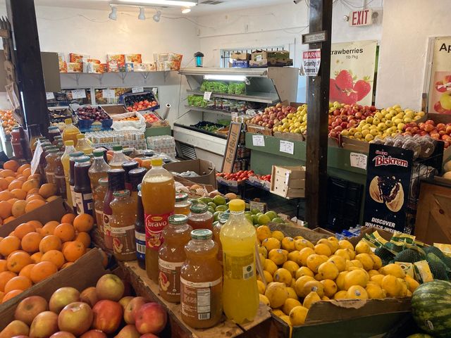 204 Cambridge St, Worcester, MA 01603
