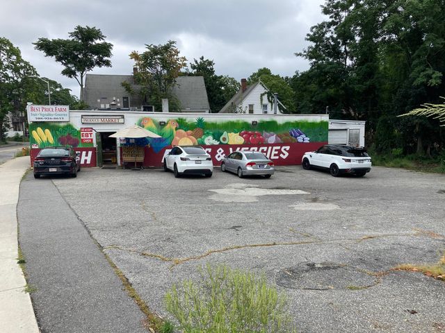 204 Cambridge St, Worcester, MA 01603