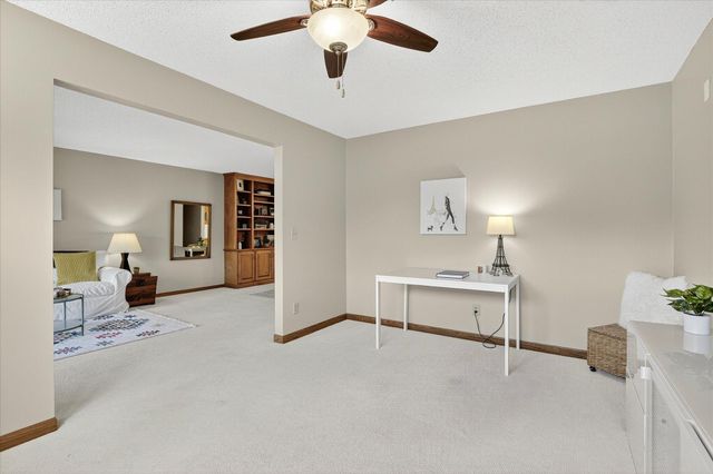 2720 Dale Street N C208, Roseville, MN 55113