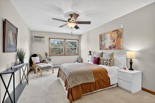 2720 Dale Street N C208, Roseville, MN 55113