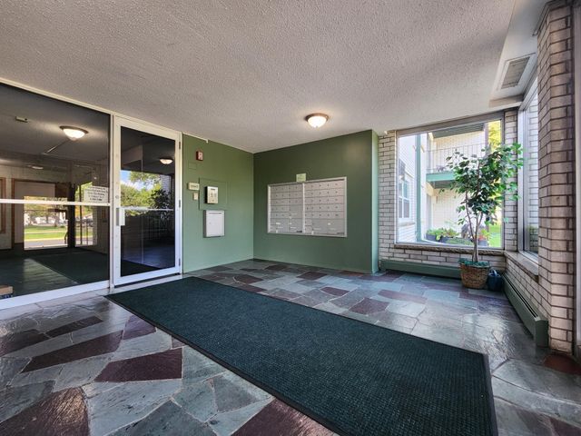 2720 Dale Street N C208, Roseville, MN 55113