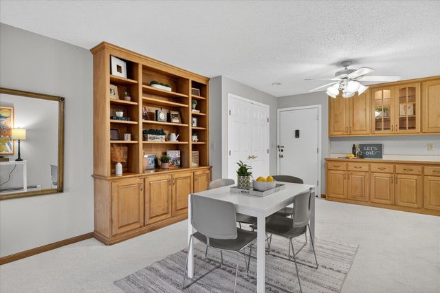 2720 Dale Street N C208, Roseville, MN 55113