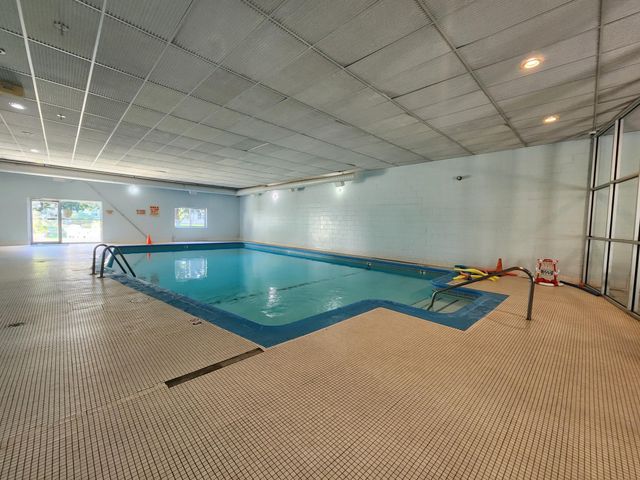 2720 Dale Street N C208, Roseville, MN 55113