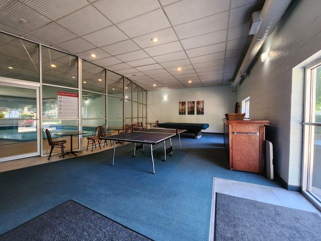 2720 Dale Street N C208, Roseville, MN 55113