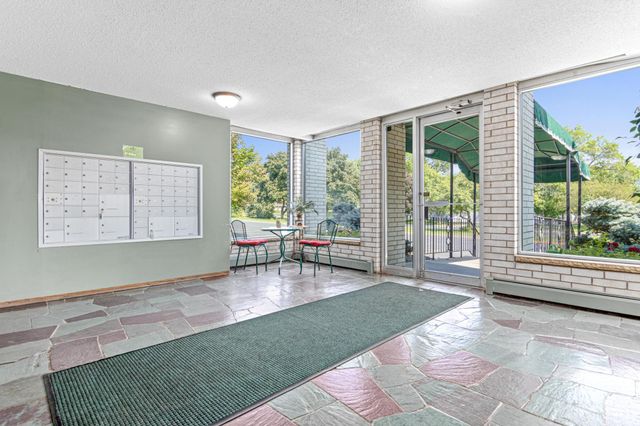 2720 Dale Street N C208, Roseville, MN 55113